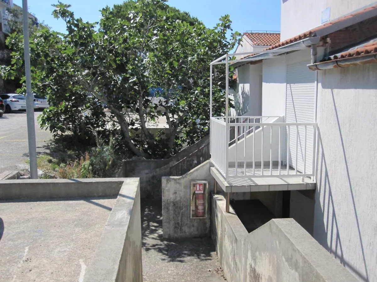 Apartman Zaglav Martinšćica 0*,